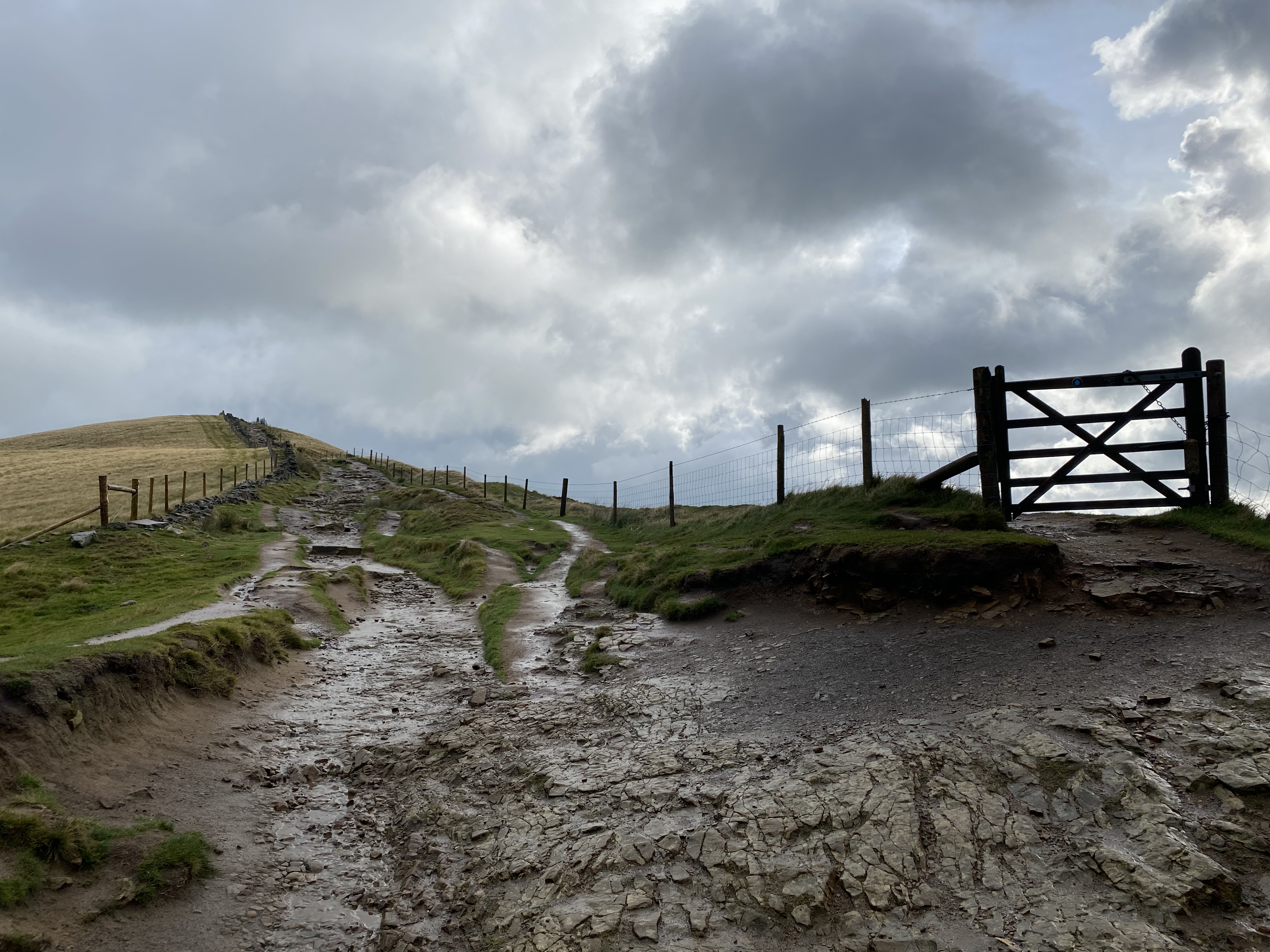 Hollins Cross